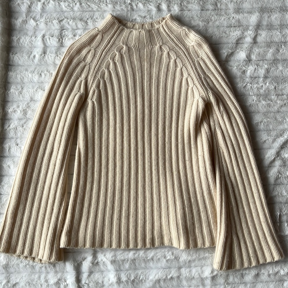 Demylee 100% cashmere sweater
